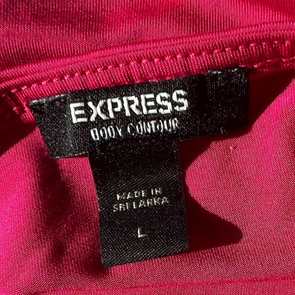Pink Express crop top - Picture 3 of 3
